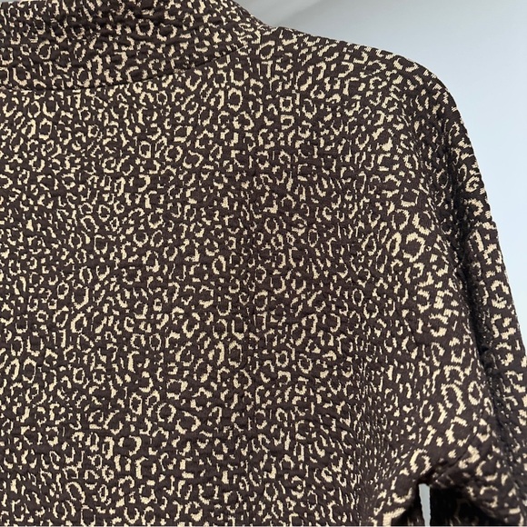 Ann Taylor Brown Animal Print Jacquard Button Cuff Top Women’s Size Small NWT - Picture 12 of 14